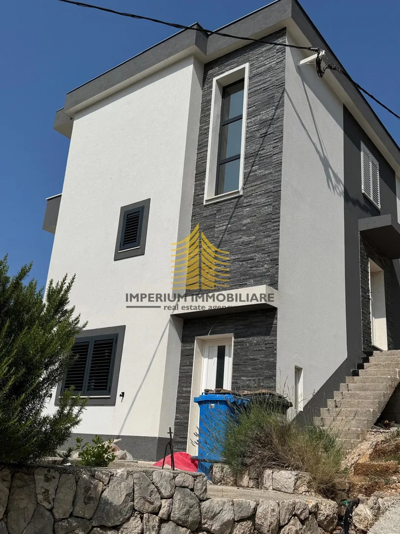 kuća, prodaja, omiš, stanići, 103m2, samostojeća - slika 2