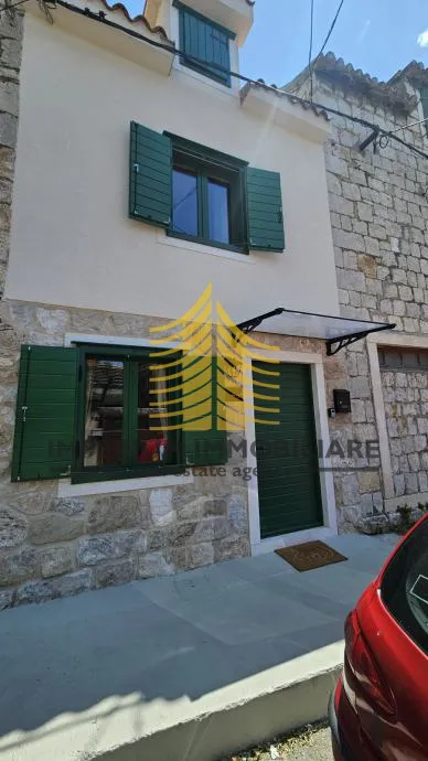 kuća, prodaja, kaštel sućurac, 60m2, u nizu - slika 3