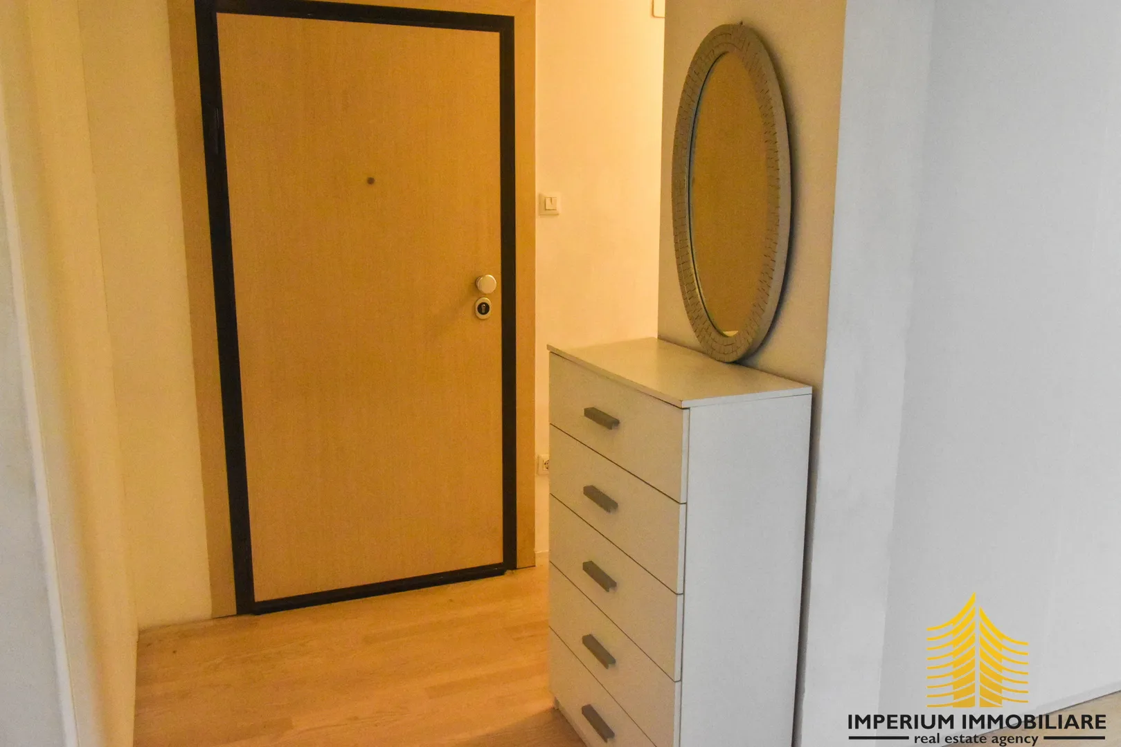 predivan stan na remetama(110m2, trosoban) - slika 26