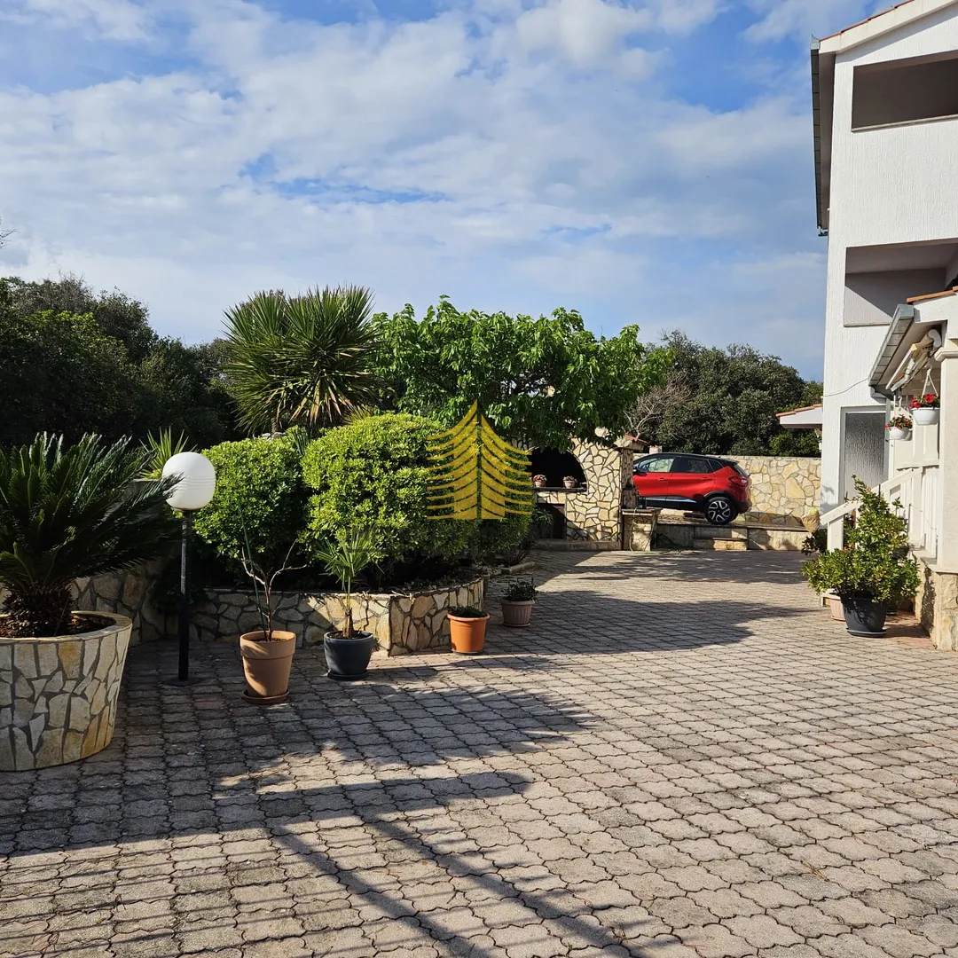 kuća, prodaja, marina, 470m2, samostojeća - slika 12