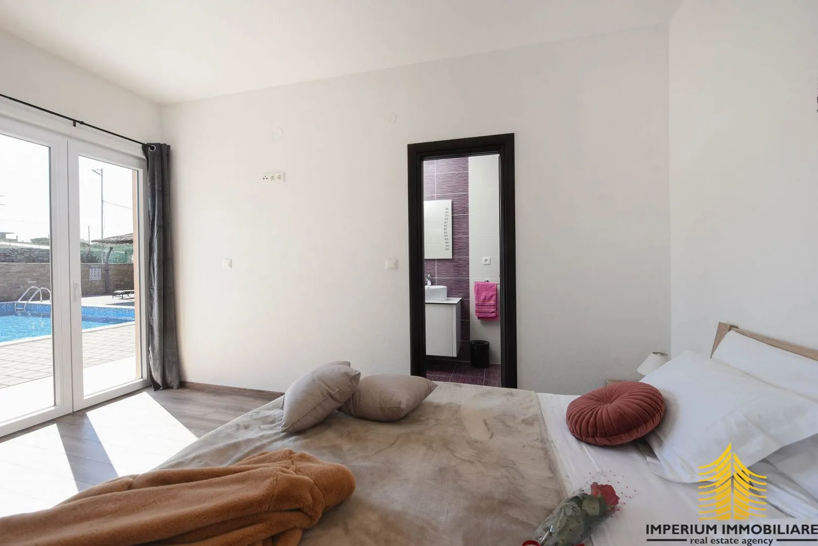 luxury villa with swimming pool and tennis court, debeljak, croatia - slika 21