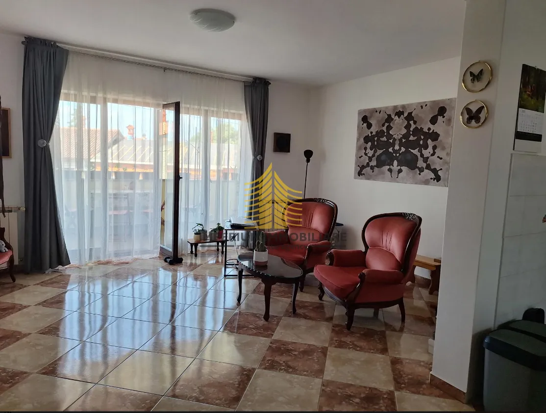 Kuća, Prodaja, Pula, Valmade, 556m2, Poslovno-stambena zgrada