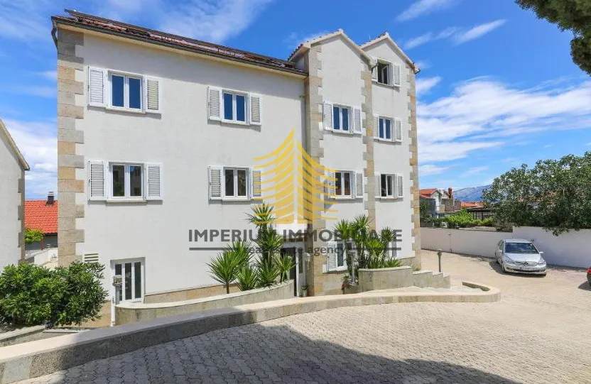 Poslovni prostor, Prodaja, Supetar, 640m2, Hotel