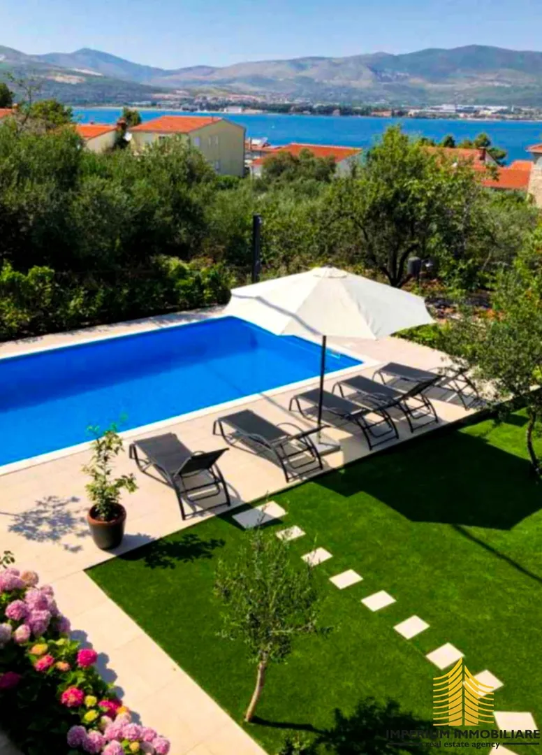 predivna apartmanska kuca - arbanija - slika 1