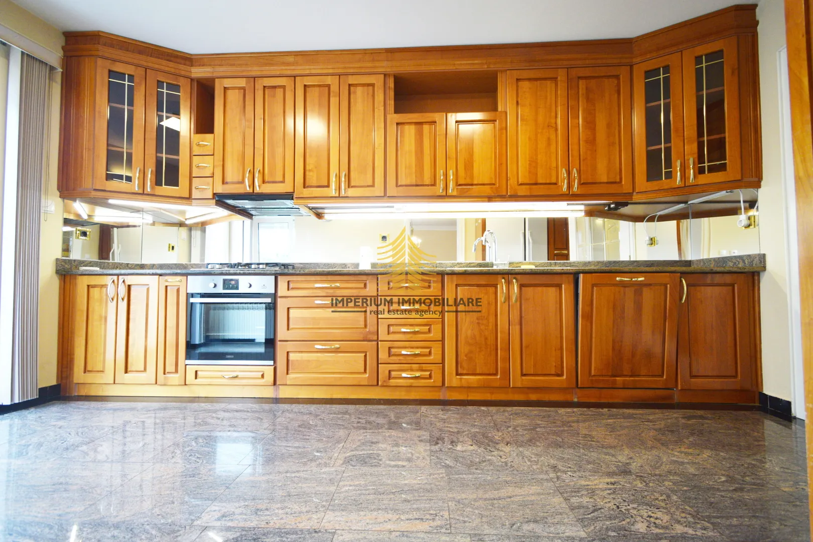 stan, najam, podsljeme, šestine, 250m2, 5+ više soba - slika 6
