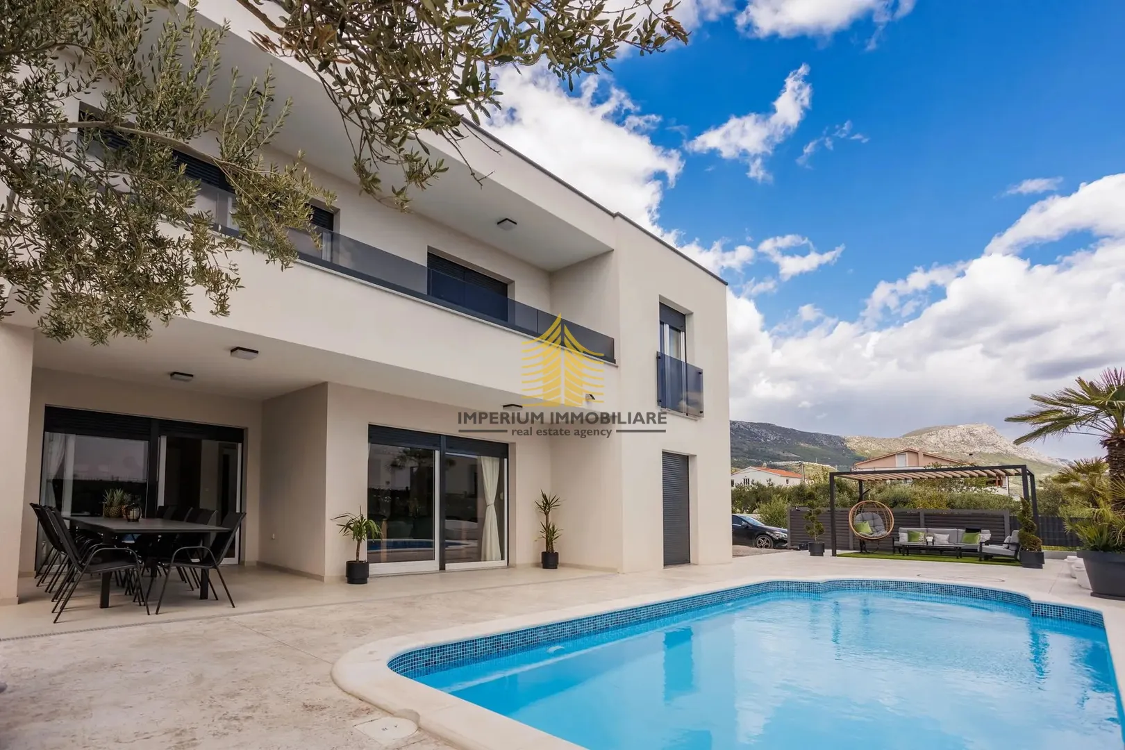 kuća, prodaja, kaštel stari, 190m2, samostojeća - slika 2