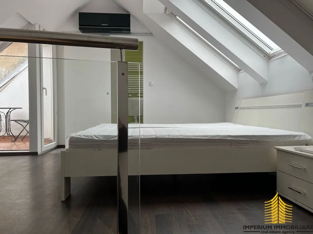 najam luksuznog dvoetažnog stana u centru grada – 150m² - slika 13