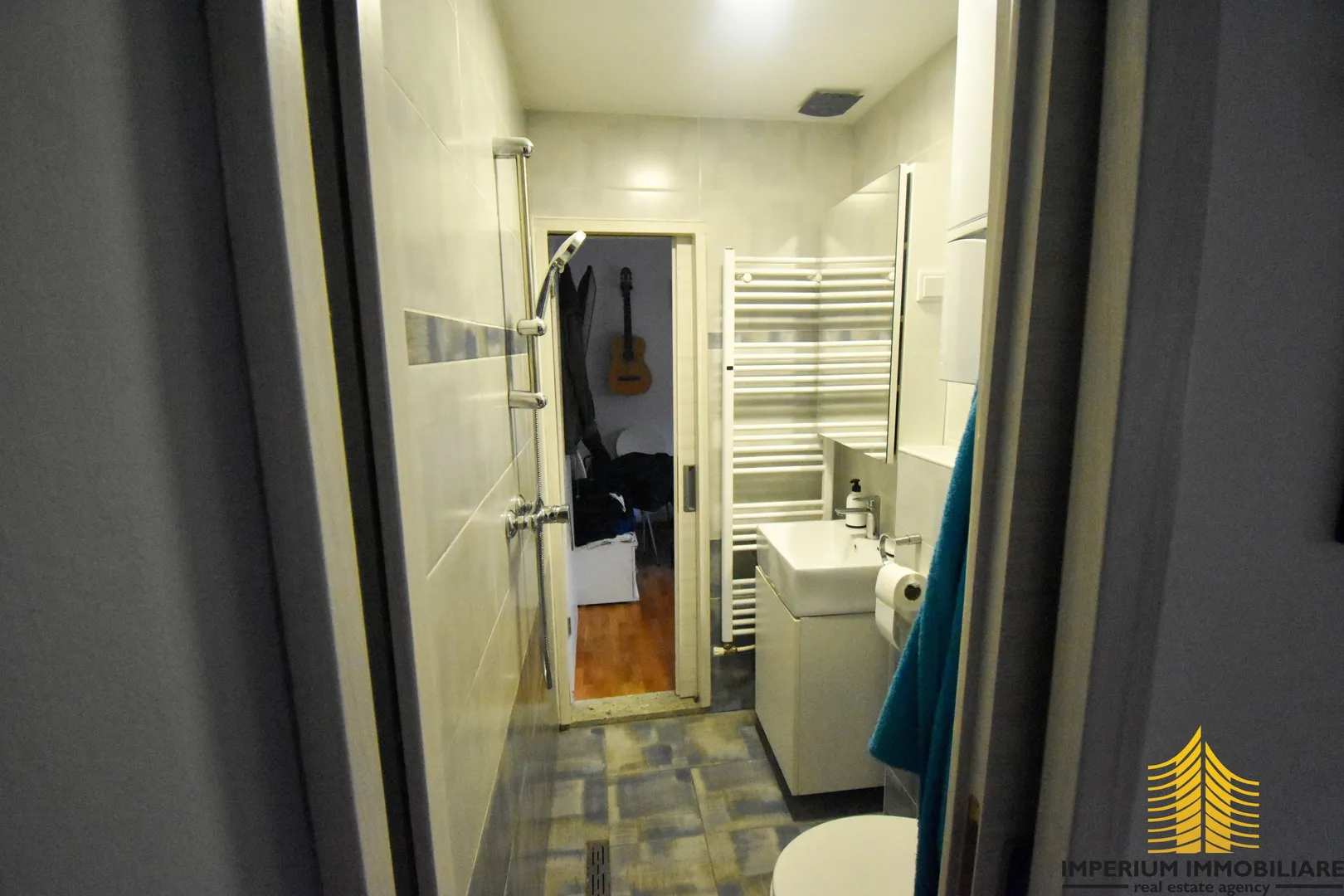 stan: zagreb (šalata) 100m2, četverosobni - slika 4