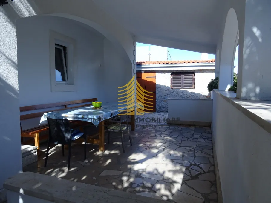 kuća, prodaja, rogoznica, 200m2, samostojeća - slika 9