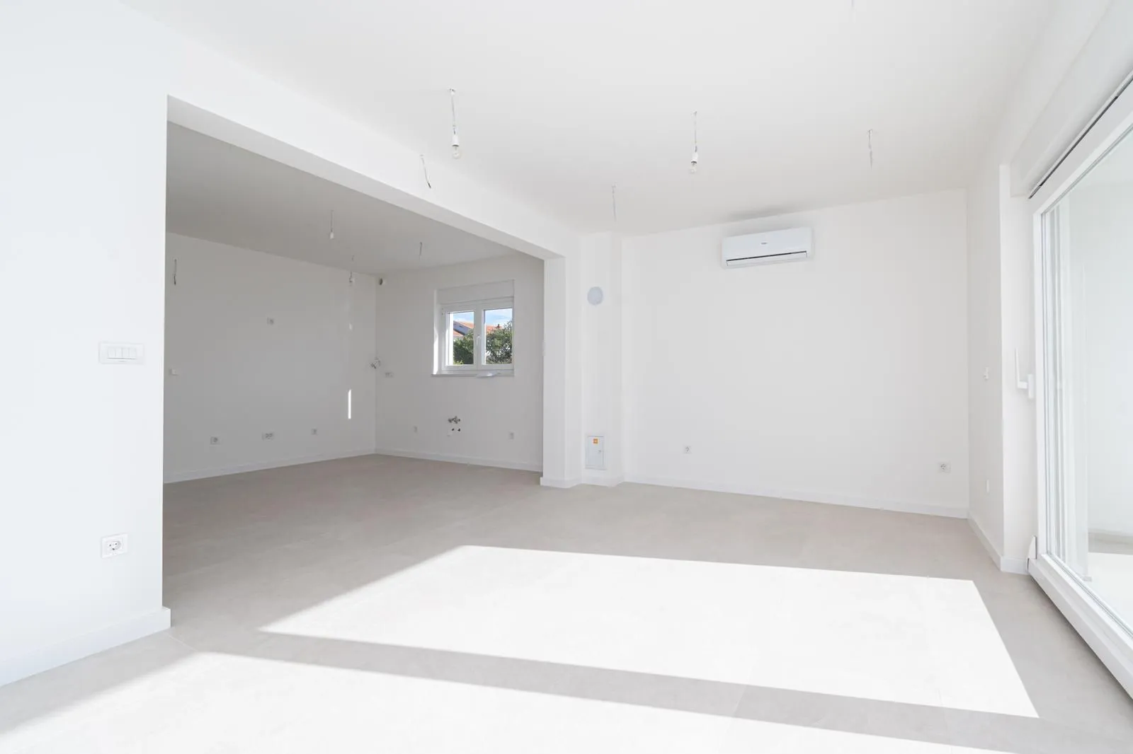 semi-detached building with sea view, tribunj, croatia - slika 8