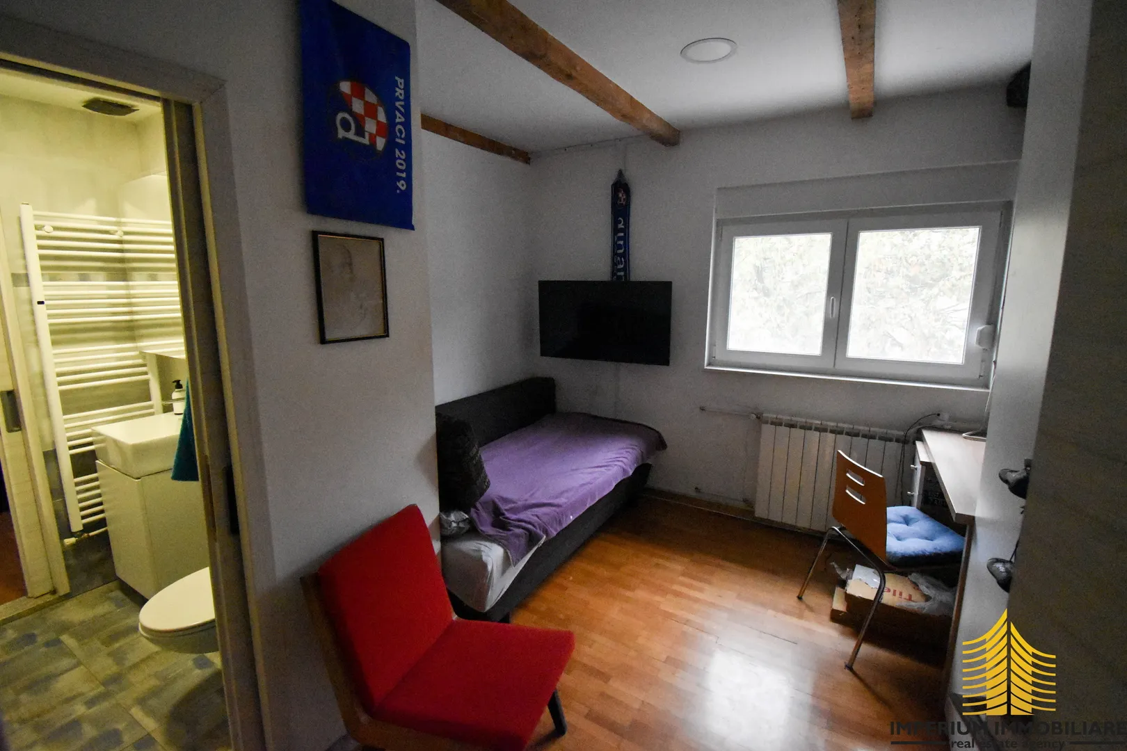 stan: zagreb (šalata) 100m2, četverosobni - slika 2