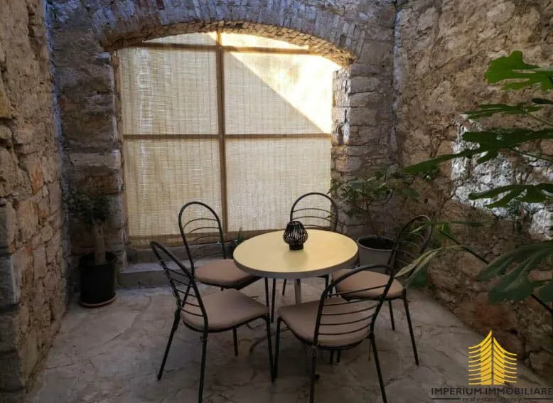 nekretnine za odmor, prodaja, preko, 300m2, apartman - slika 6