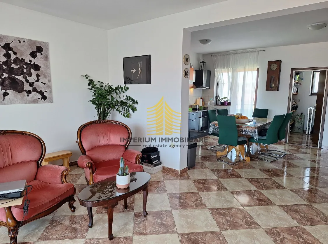 kuća, prodaja, pula, valmade, 556m2, samostojeća - slika 2