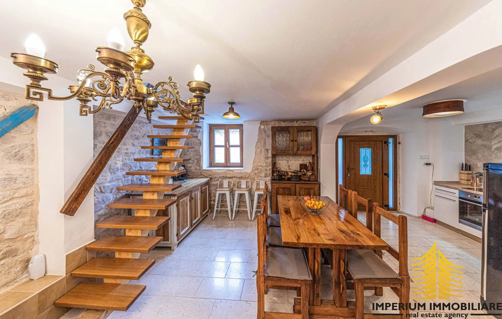 kuća:, kuća, okrug gornji, 120 m2 - slika 6