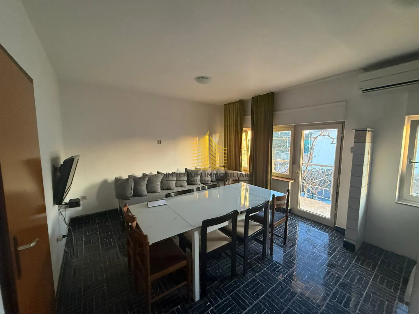 kuća, najam, kaštel novi, 226m2, samostojeća - slika 3