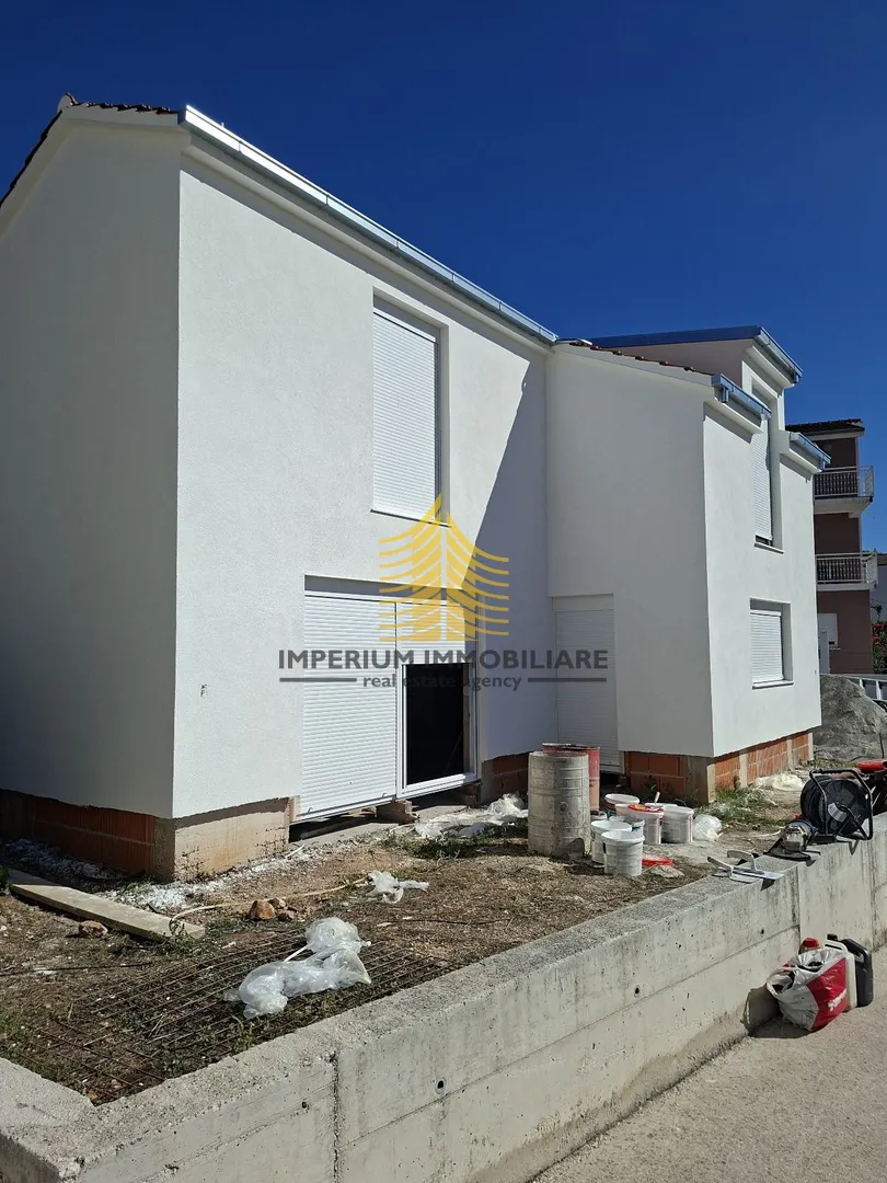 kuća, prodaja, marina, 138m2, samostojeća - slika 3