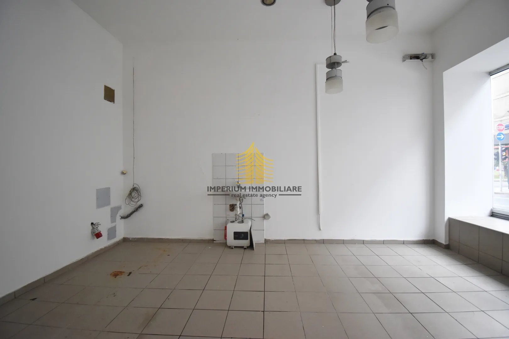 poslovni prostor, najam, donji grad, 23.18m2, prostor za usluge - slika 2