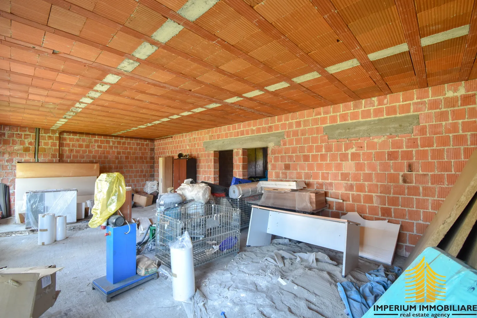 poslovni prostor - novi jelkovec , 150 m2 , iznajmljivanje - slika 3