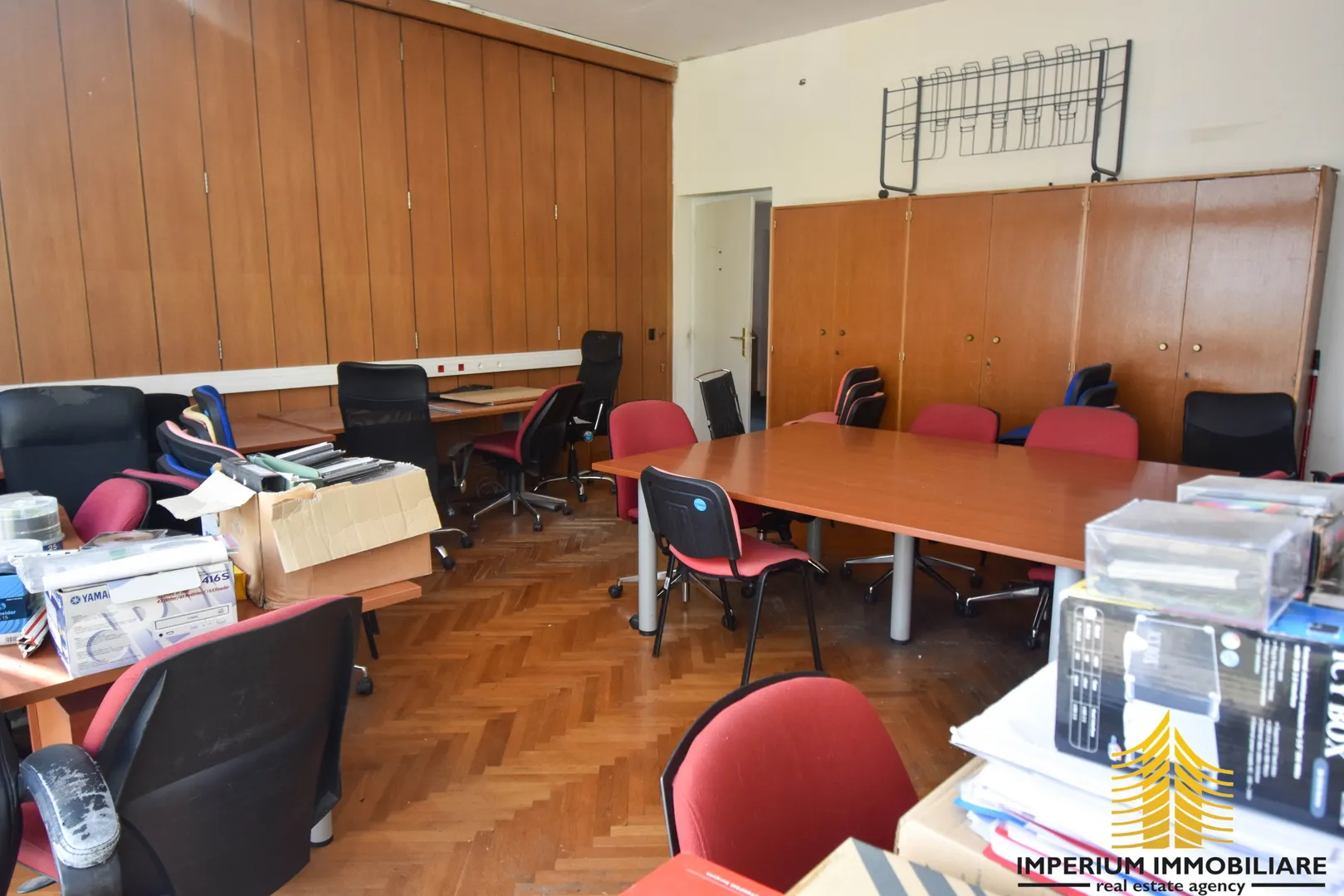 uredski prostor(vrbik) 50m² - slika 14