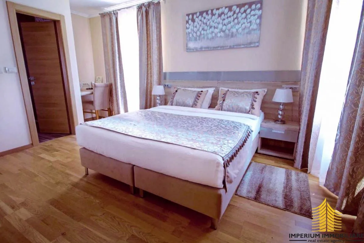 predivan novouređen hotel - kaštela - slika 13