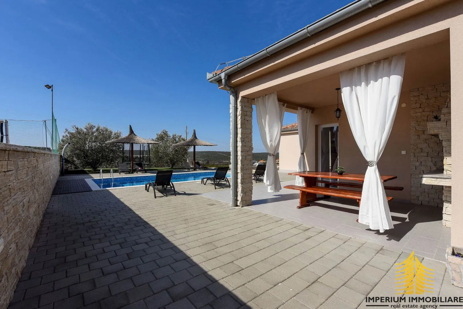 luxury villa with swimming pool and tennis court, debeljak, croatia - slika 40