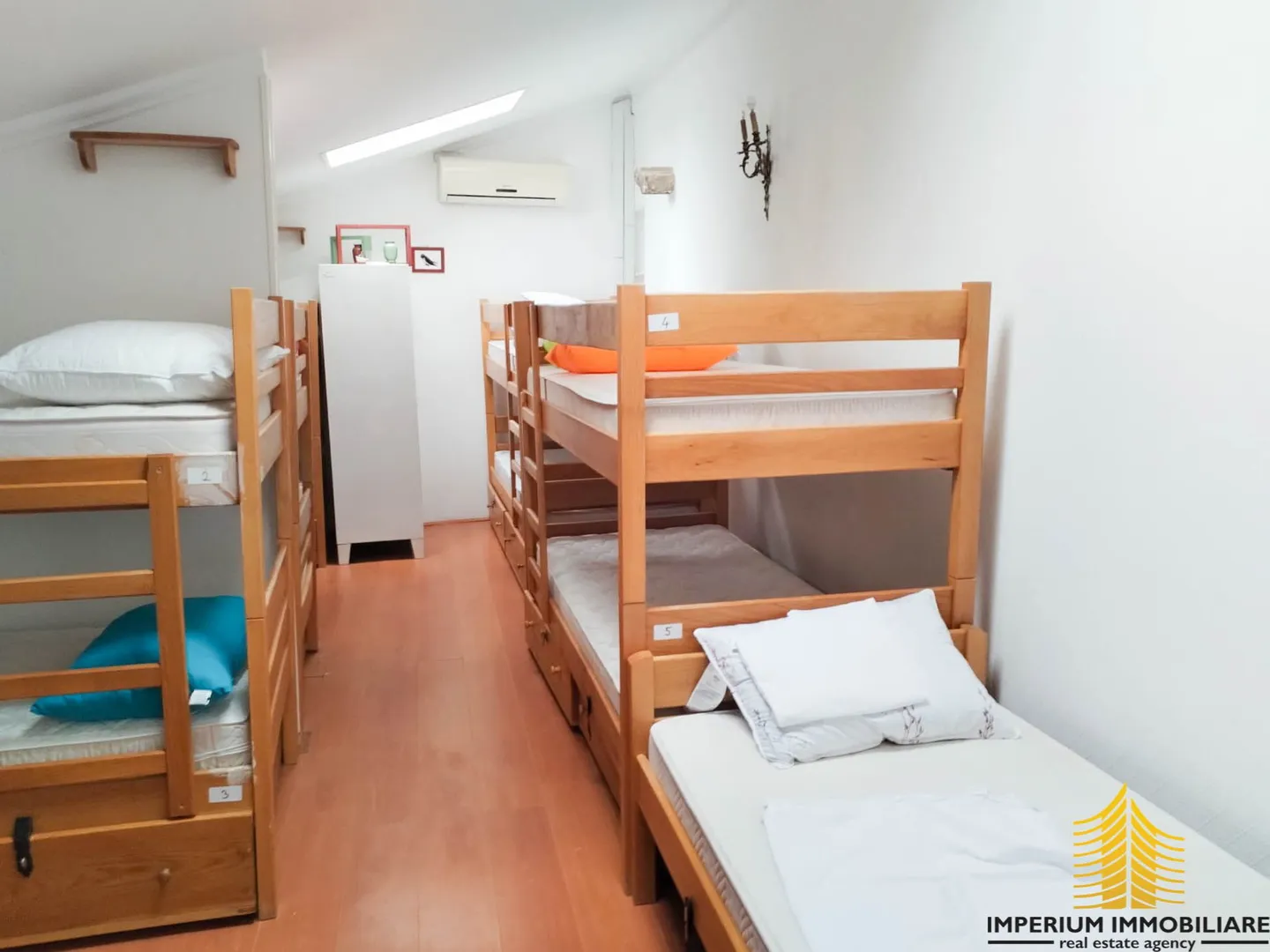 strict city center, terraced house, zadar, croatia - slika 22