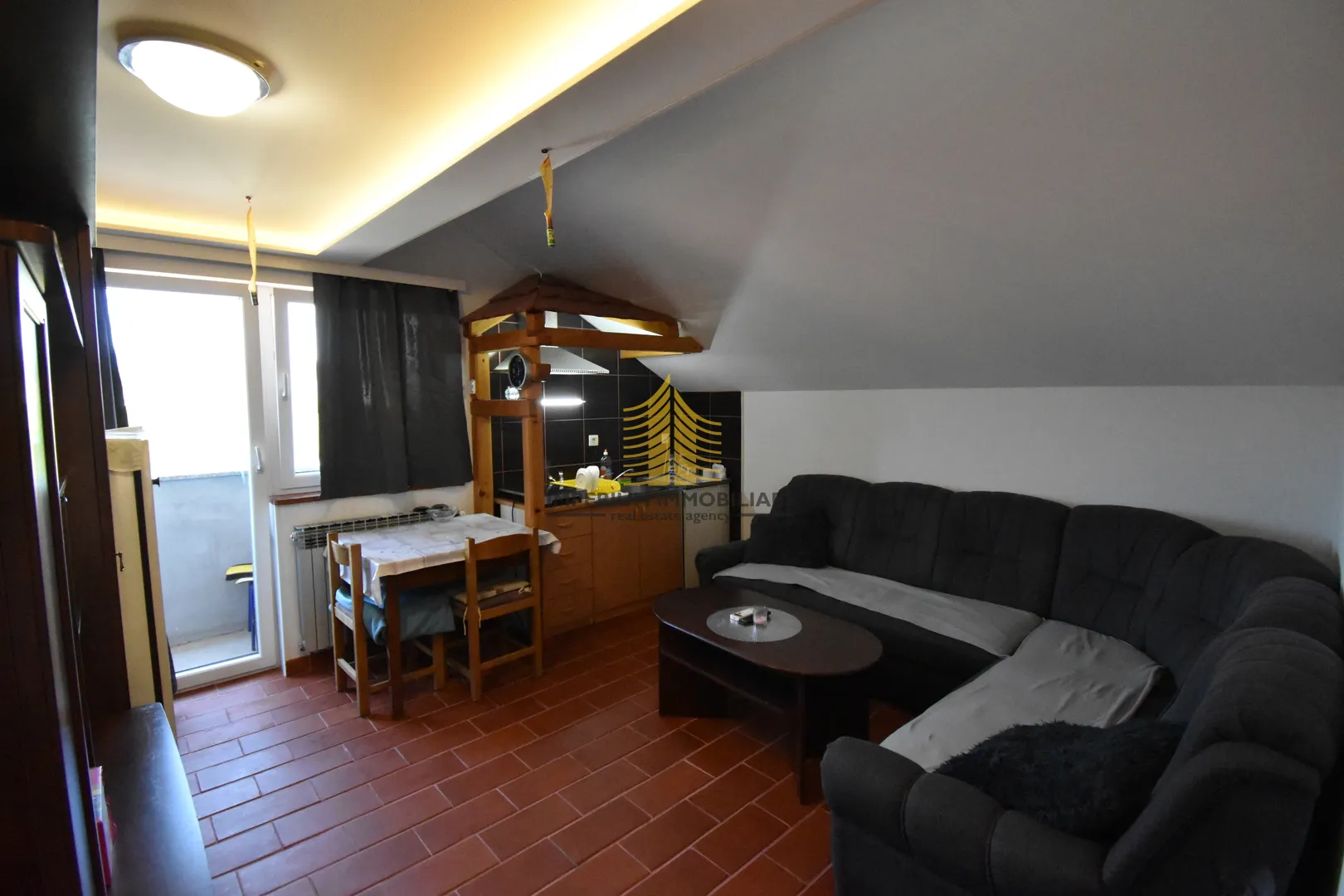 stan za radnike, najam, gornja dubrava, 30m2, 1-sobni - slika 1