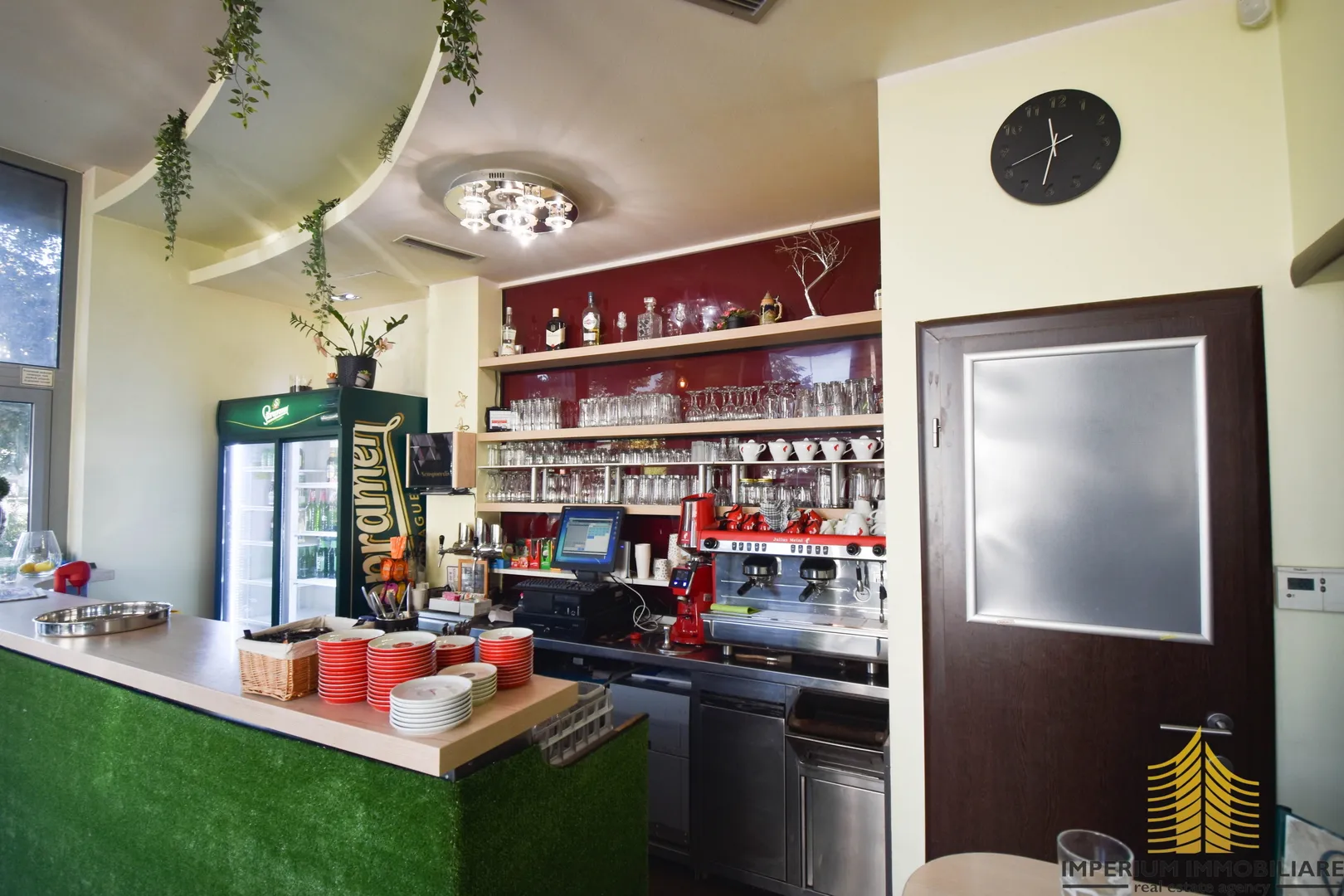 sesvete - lokal , 70m2 , prodaja - slika 3