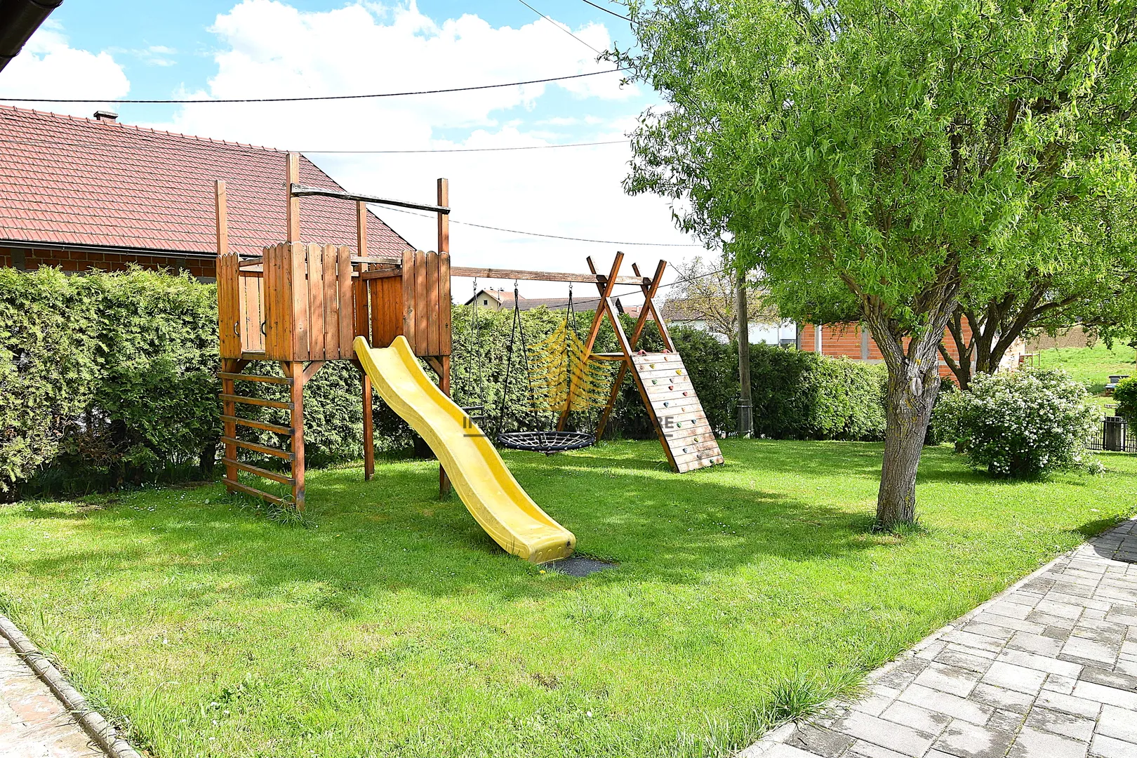 kuća, prodaja, sesvete, 340m2, samostojeća - slika 11