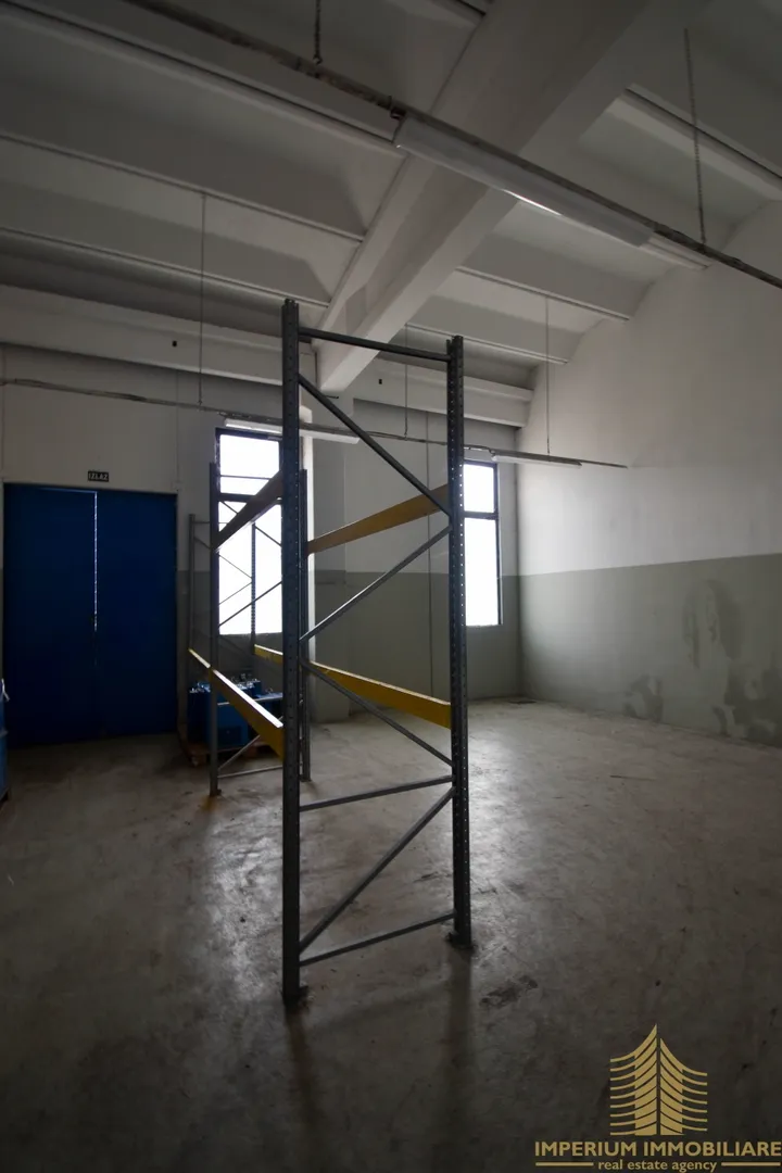 zaprešić: poslovni prostor; 1380m2 hala + uredi - slika 3