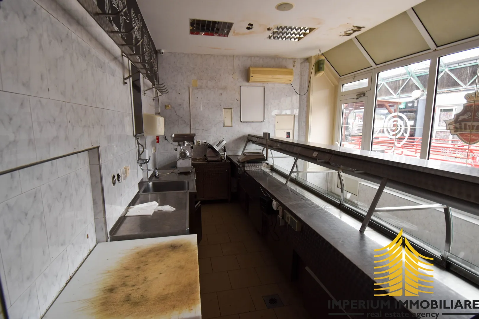 Poslovni prostor: Zaprešić (tržnica), 34 m2