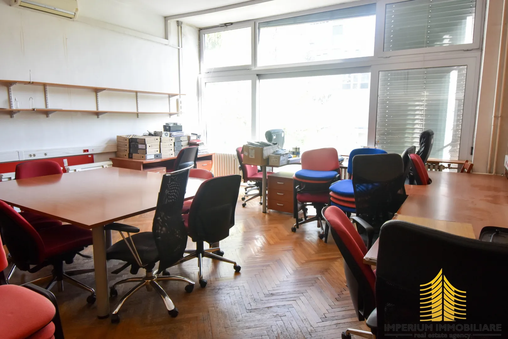 uredski prostor(vrbik) 50m² - slika 13