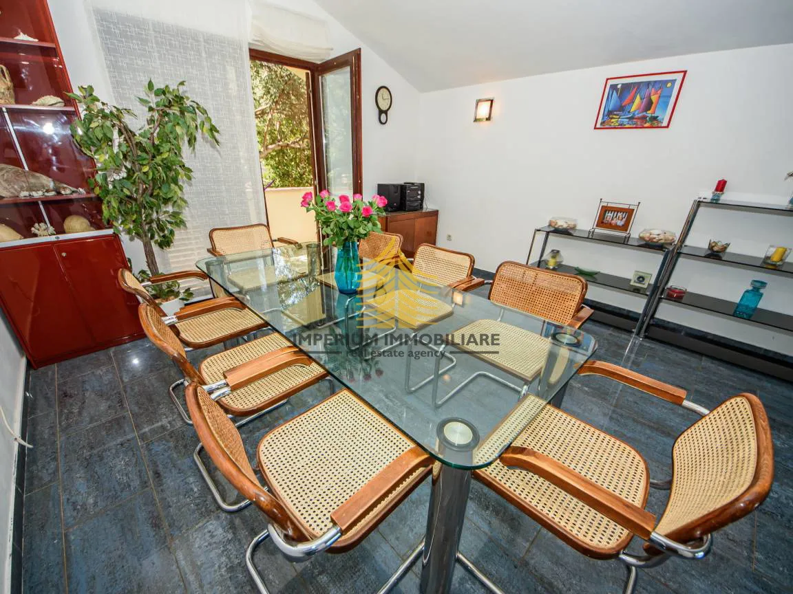 kuća, prodaja, supetar, 200m2, samostojeća - slika 13