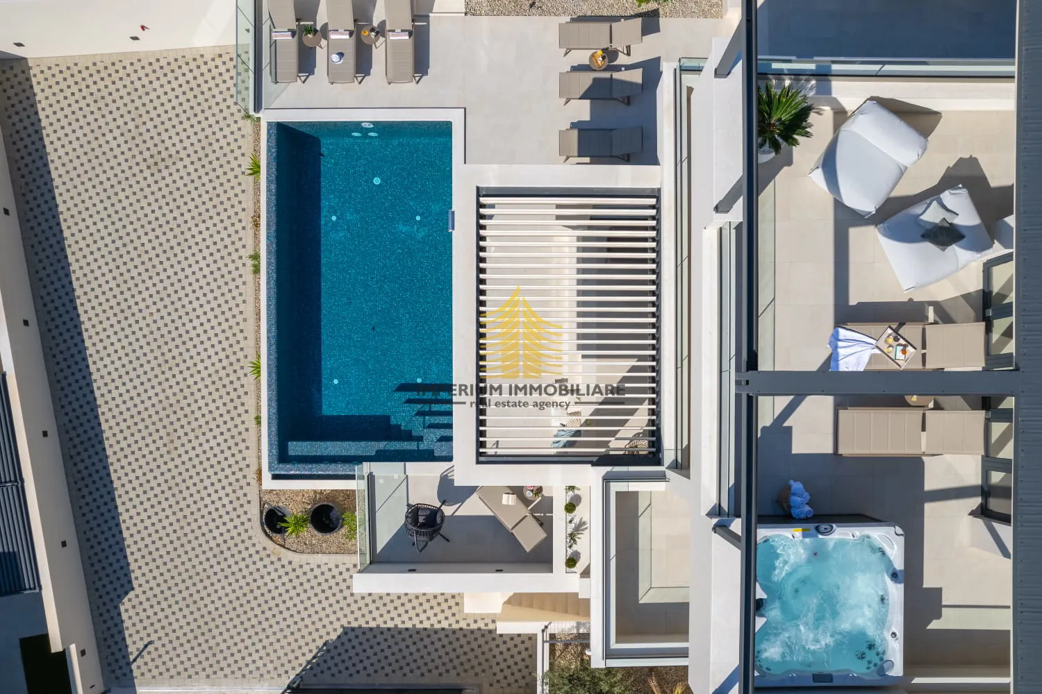 kuća, prodaja, podstrana, 300m2, vila - slika 4