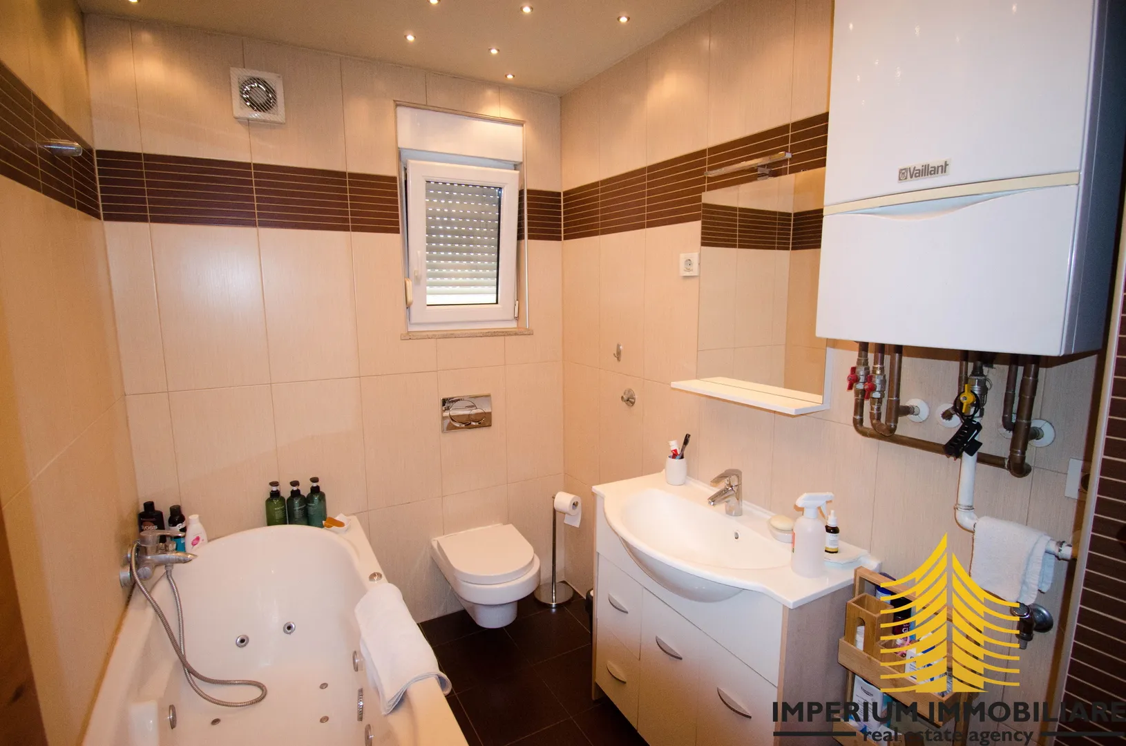 stan : zagreb ( jarun ), 250 m2 ekskluzivno ( prodaja) - slika 6