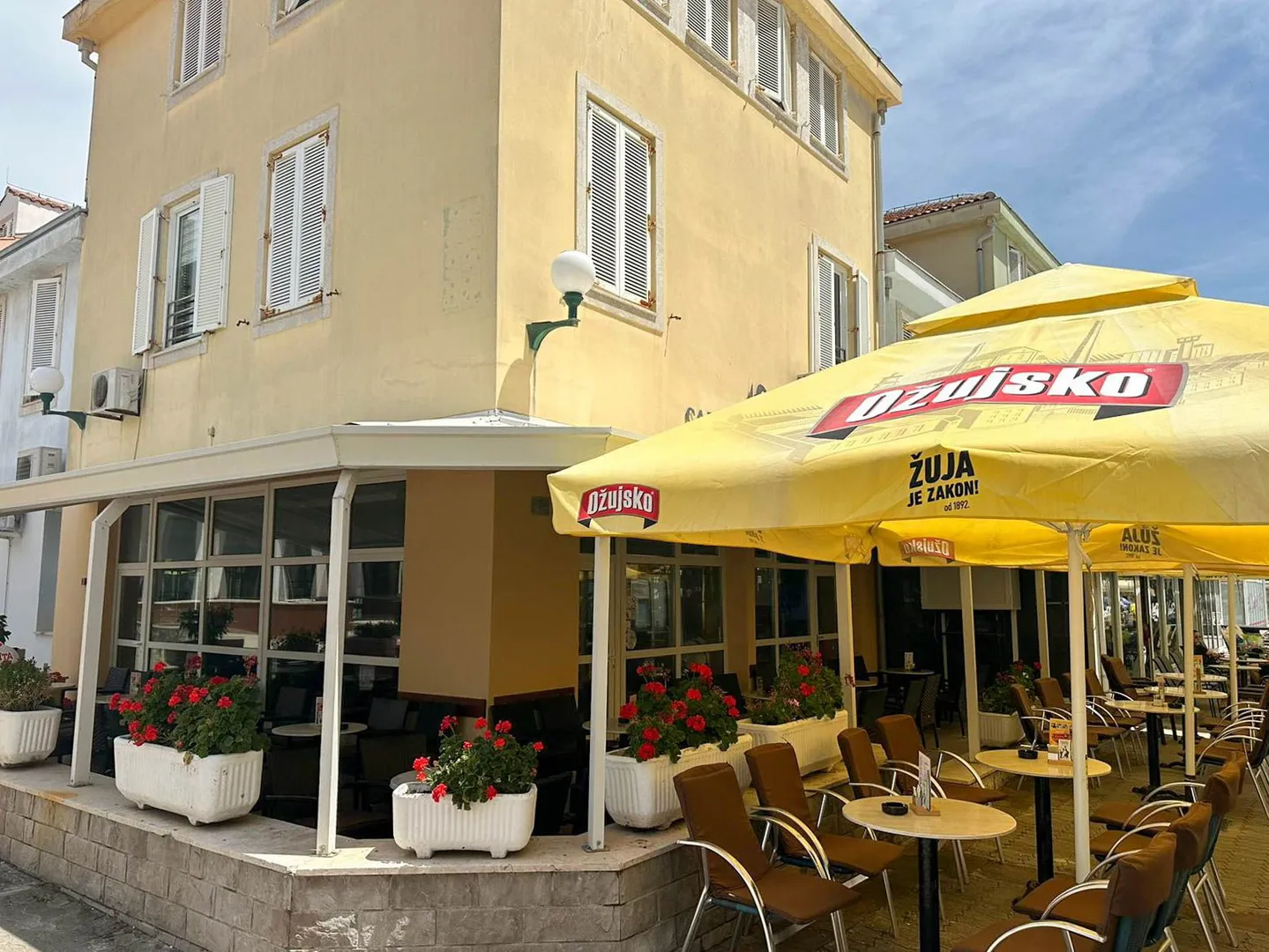 Rab: Ugostiteljski objekti: 69m2 + 55m2 terasa - Palit, Rab