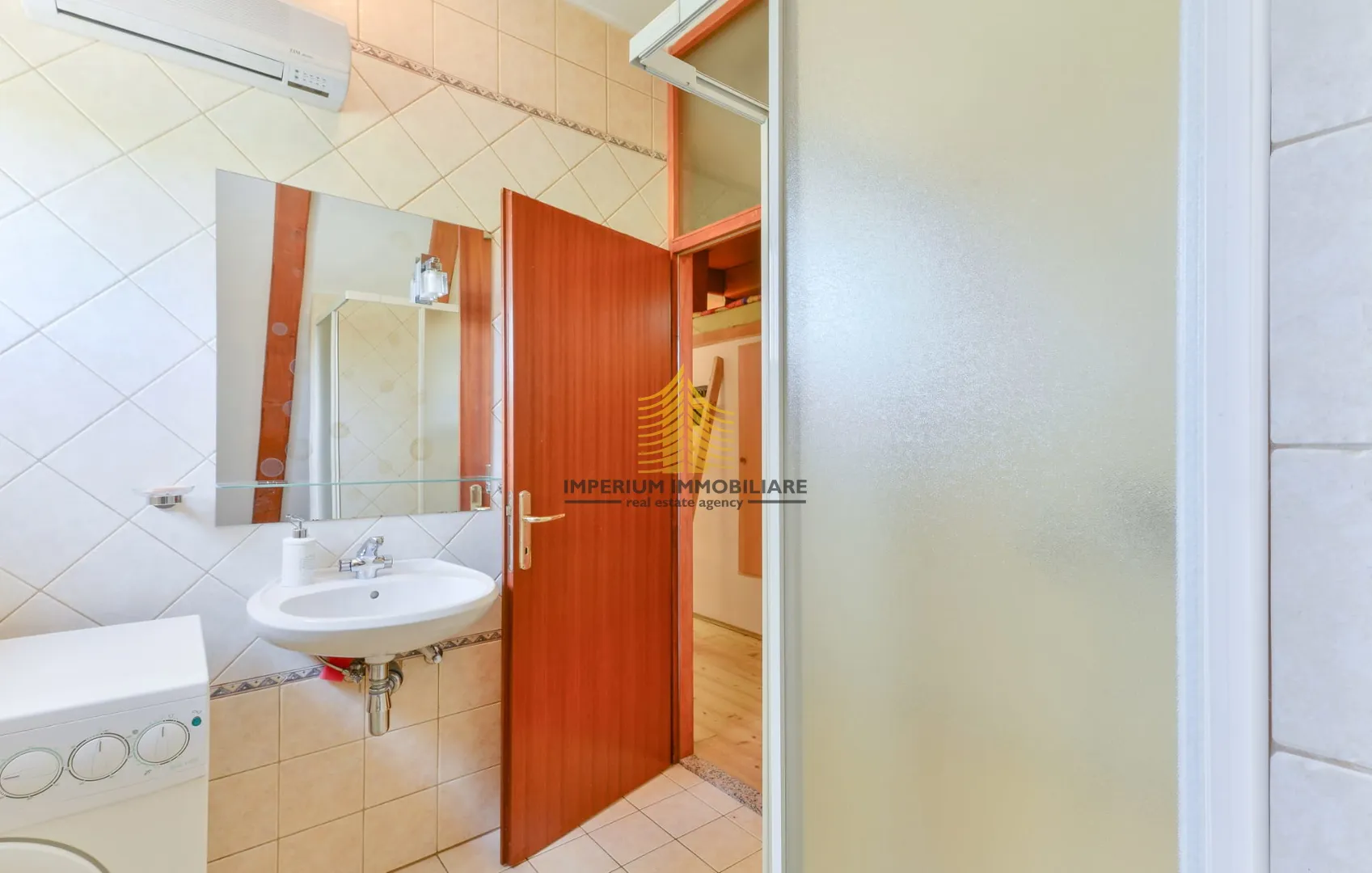 kuća, prodaja, gračac, 210m2, samostojeća - slika 21