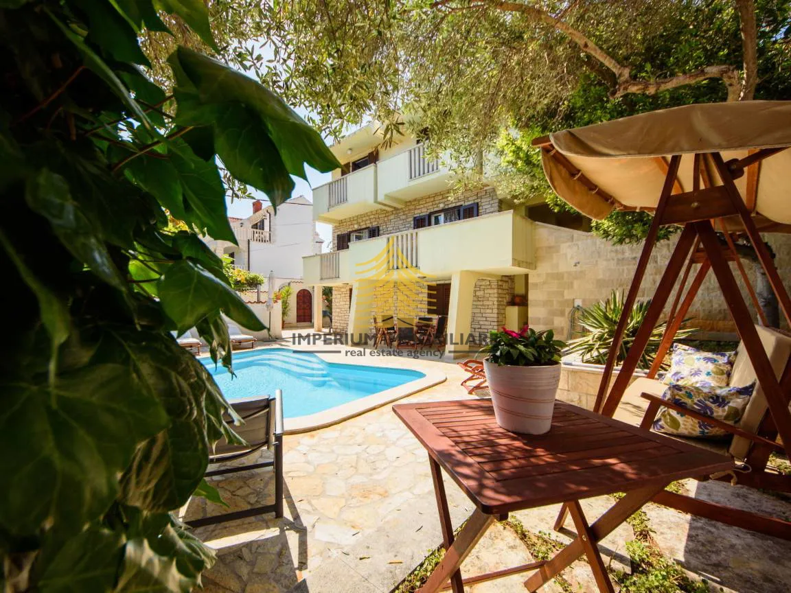 kuća, prodaja, supetar, 200m2, samostojeća - slika 6