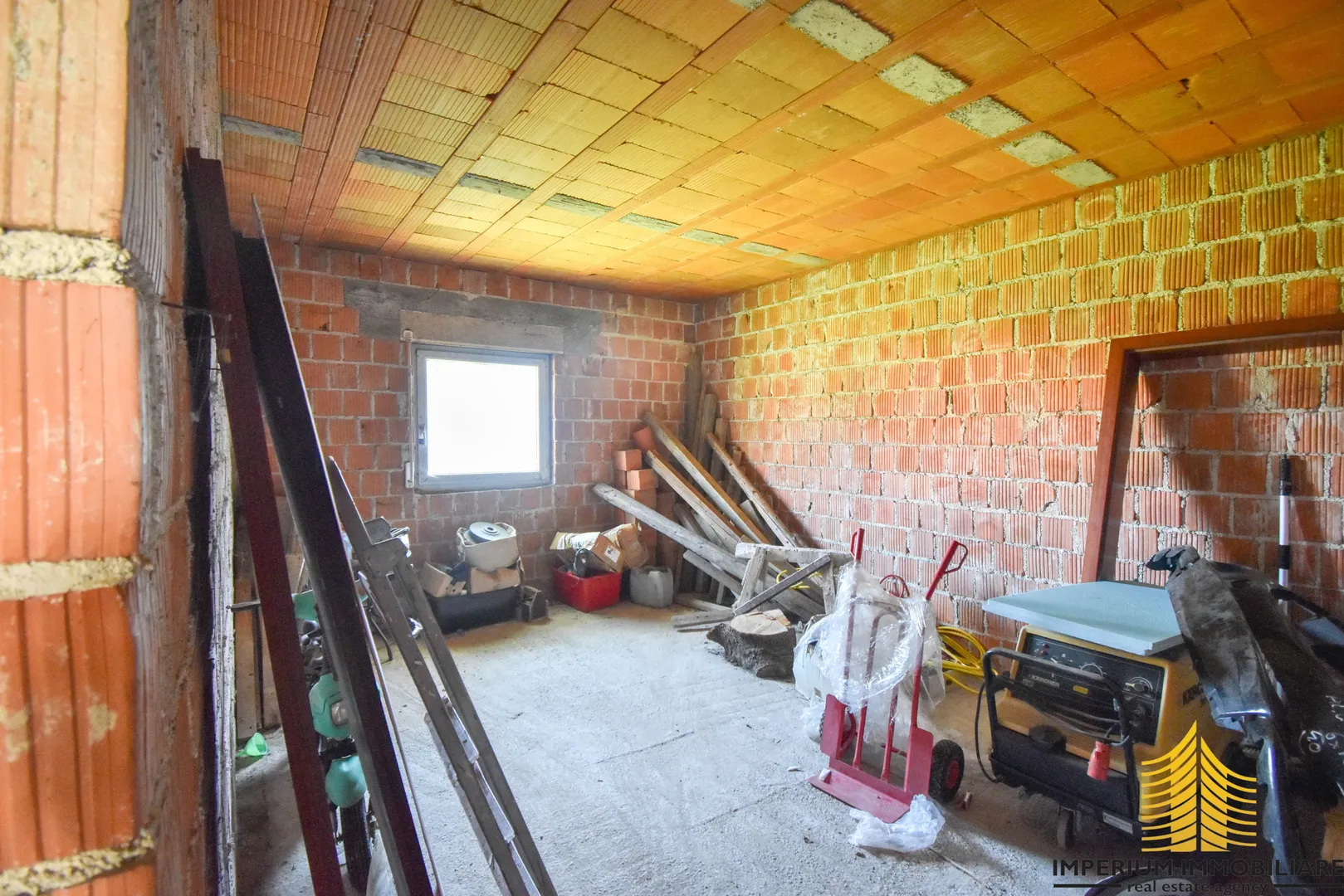 poslovni prostor - novi jelkovec , 150 m2 , iznajmljivanje - slika 4
