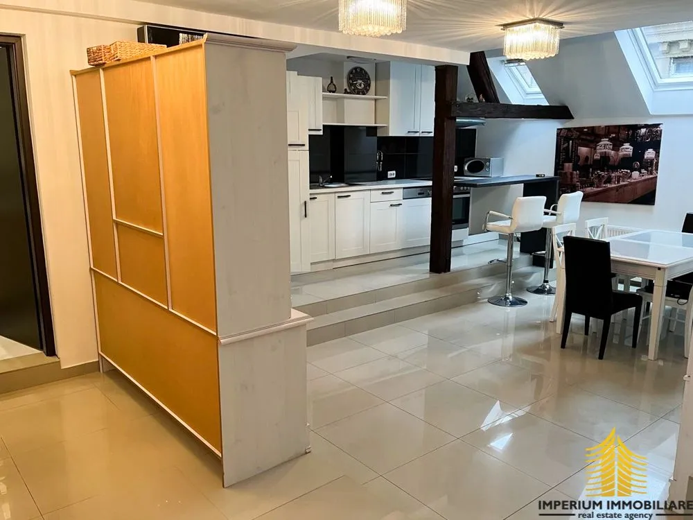 najam luksuznog dvoetažnog stana u centru grada – 150m² - slika 5