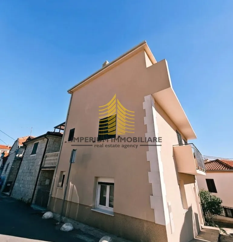 Kuća, Prodaja, Slatine, 150m2, Dvojna - Slatine, Split