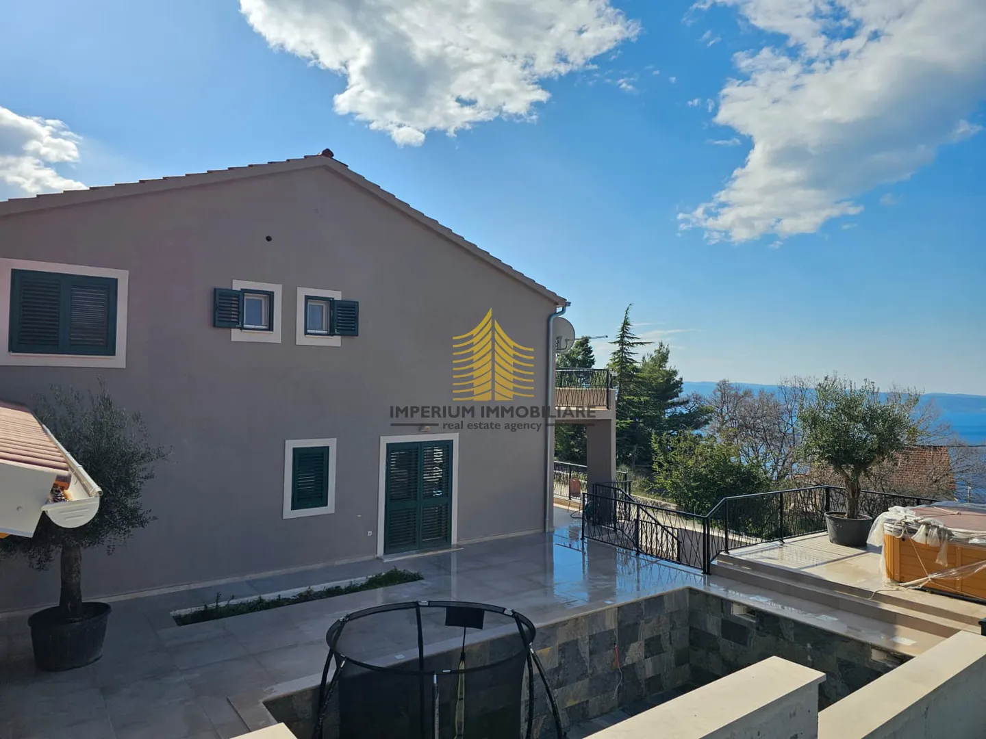 kuća, prodaja, podstrana, 200m2, samostojeća - slika 2