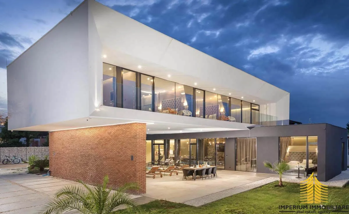 Luxury villa with pool, Liznjan, 380.68m2, Croatia - Ližnjan