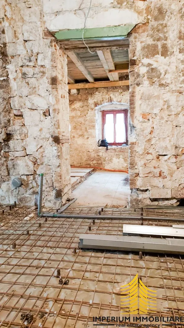 ekskluzivno - prilika za investiciju - stan u samom centru splita - slika 2