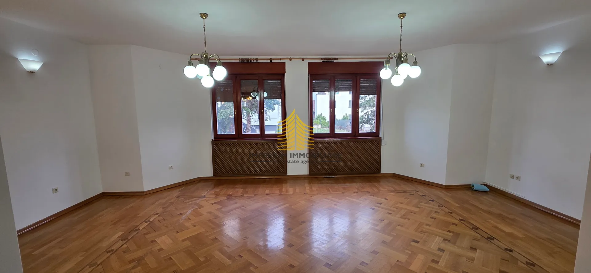 Kuća, Najam, Maksimir, Maksimir, 400m2, Samostojeća - Zagreb