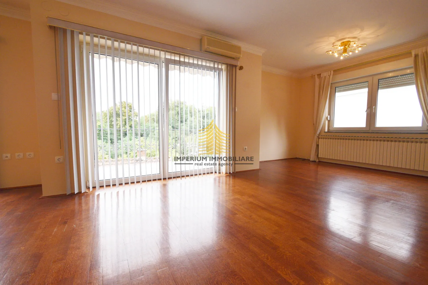 stan, najam, podsljeme, šestine, 250m2, 5+ više soba - slika 2