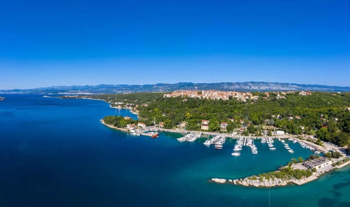 Kuća: Krk - Omišalj, 152.00 m2