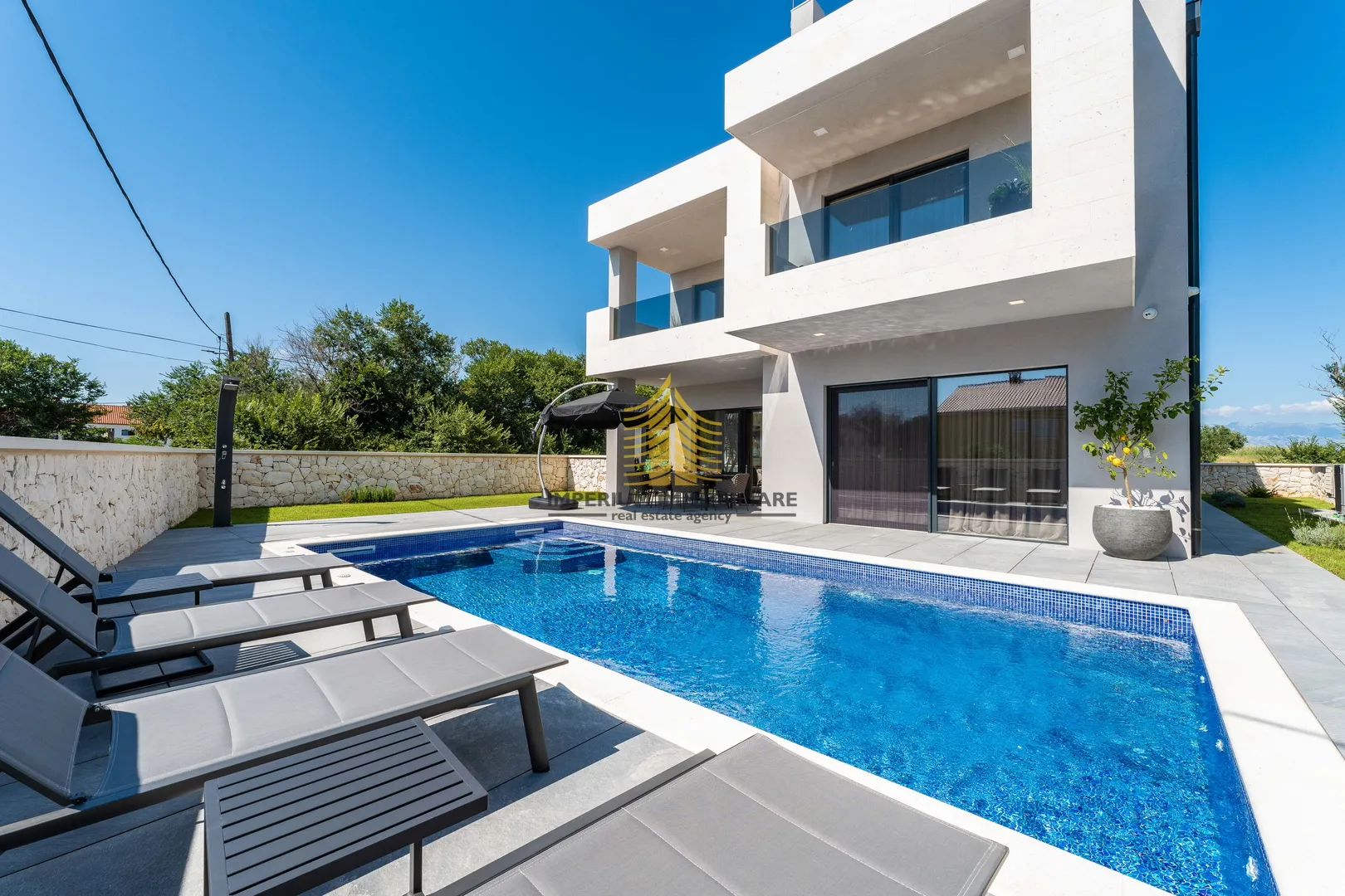 kuća, prodaja, privlaka, 450m2, vila - slika 2