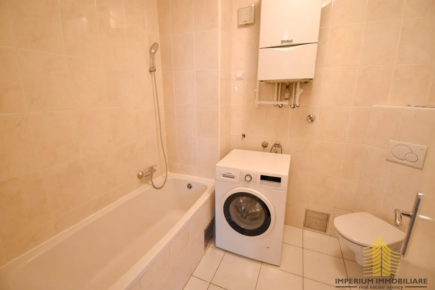 stan: zagreb (mlinovi), 118.00 m2 + terasa 22m2 i 2 parkirna mjesta - slika 26