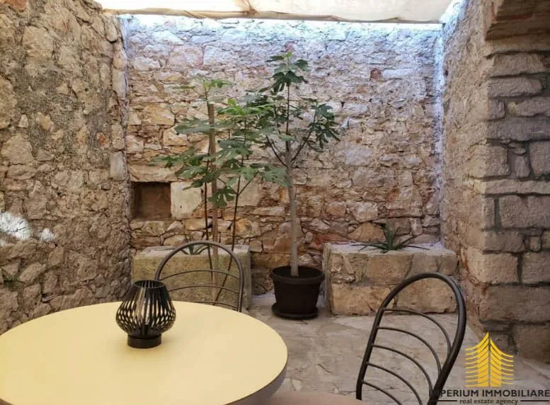 nekretnine za odmor, prodaja, preko, 300m2, apartman - slika 4